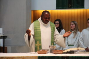 Vikar Emmanuel